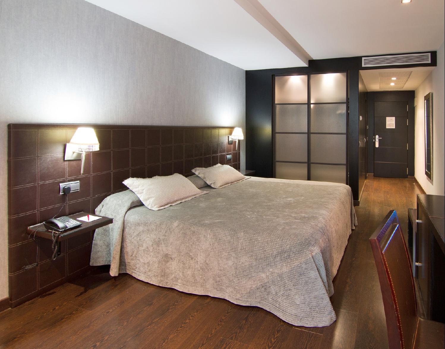 Iberik Santo Domingo Plaza Hotel Oviedo Luaran gambar