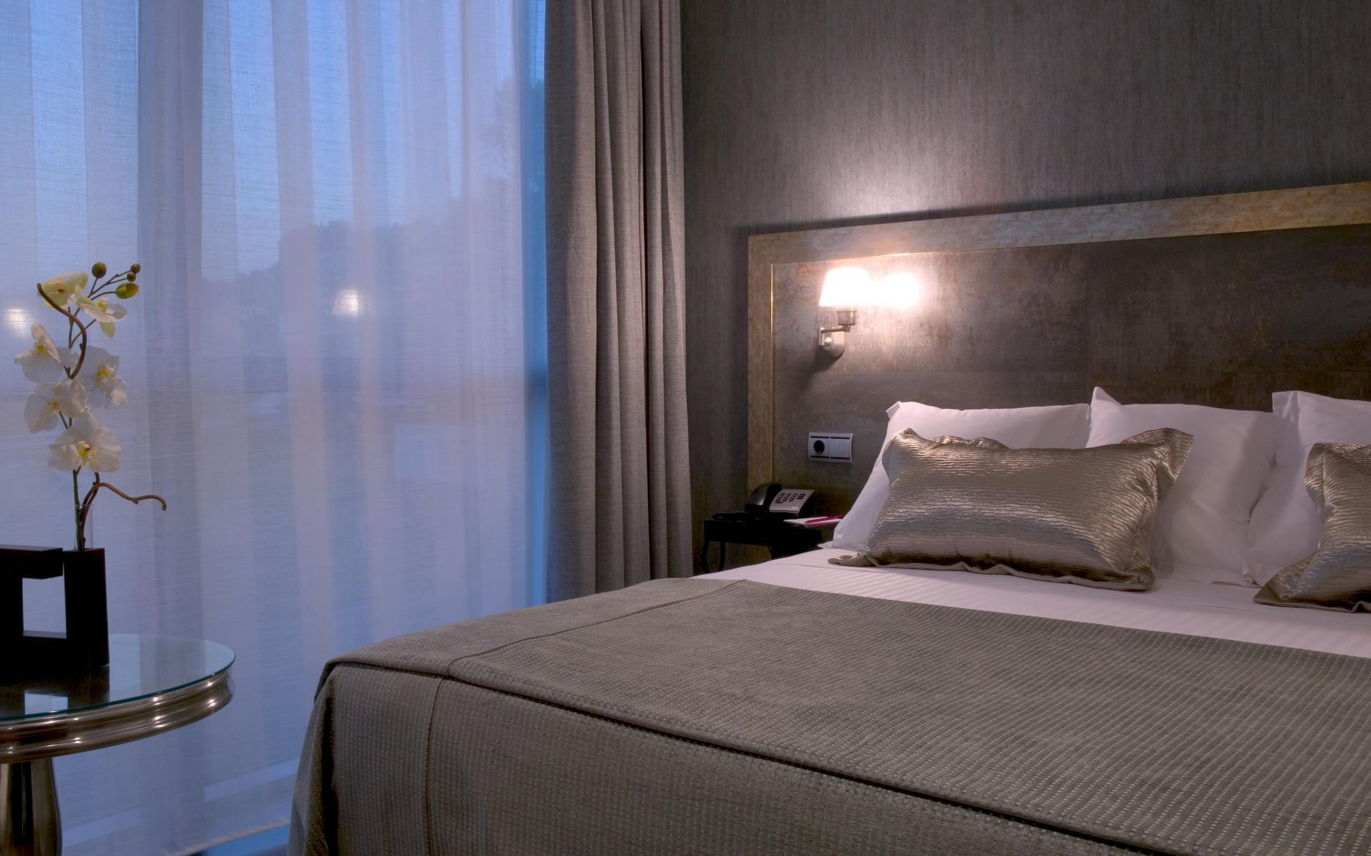 Iberik Santo Domingo Plaza Hotel Oviedo Bilik gambar