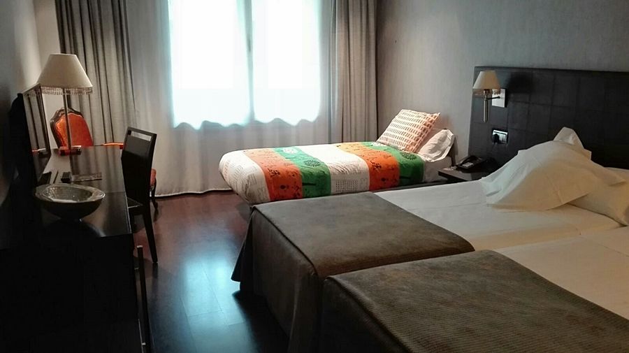 Iberik Santo Domingo Plaza Hotel Oviedo Luaran gambar