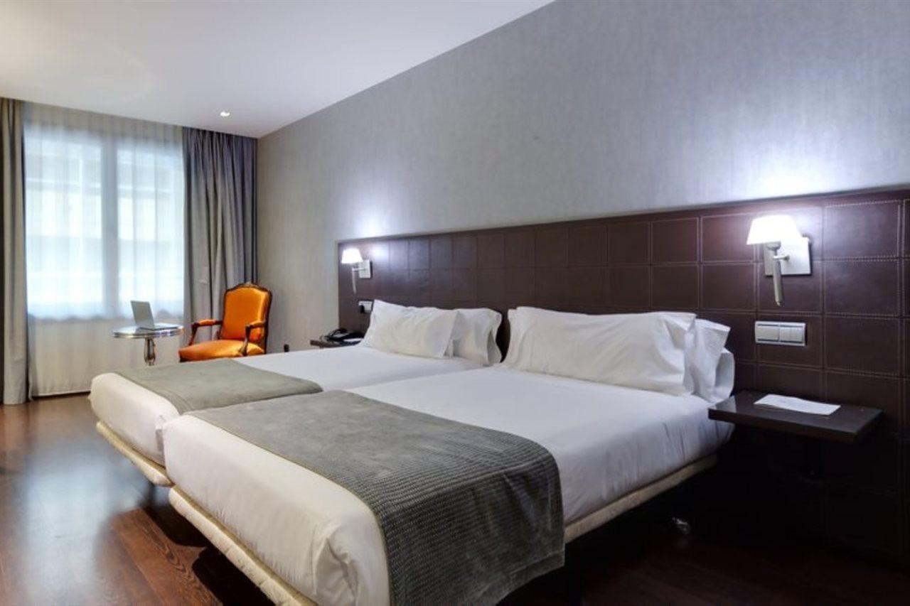 Iberik Santo Domingo Plaza Hotel Oviedo Luaran gambar